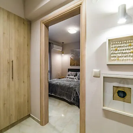Modern Flat Apartment *