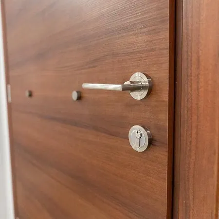 Modern Flat Apartman
