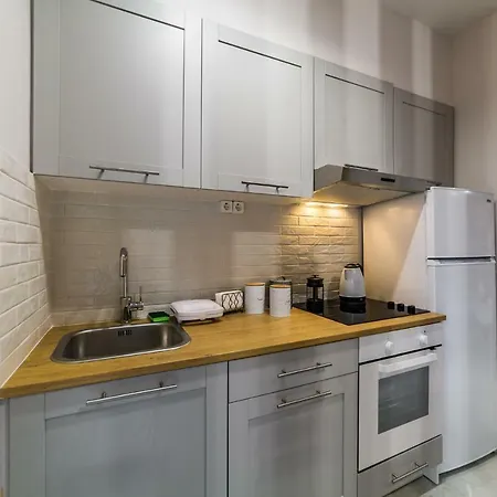 Modern Flat * Amudára Laszithiu